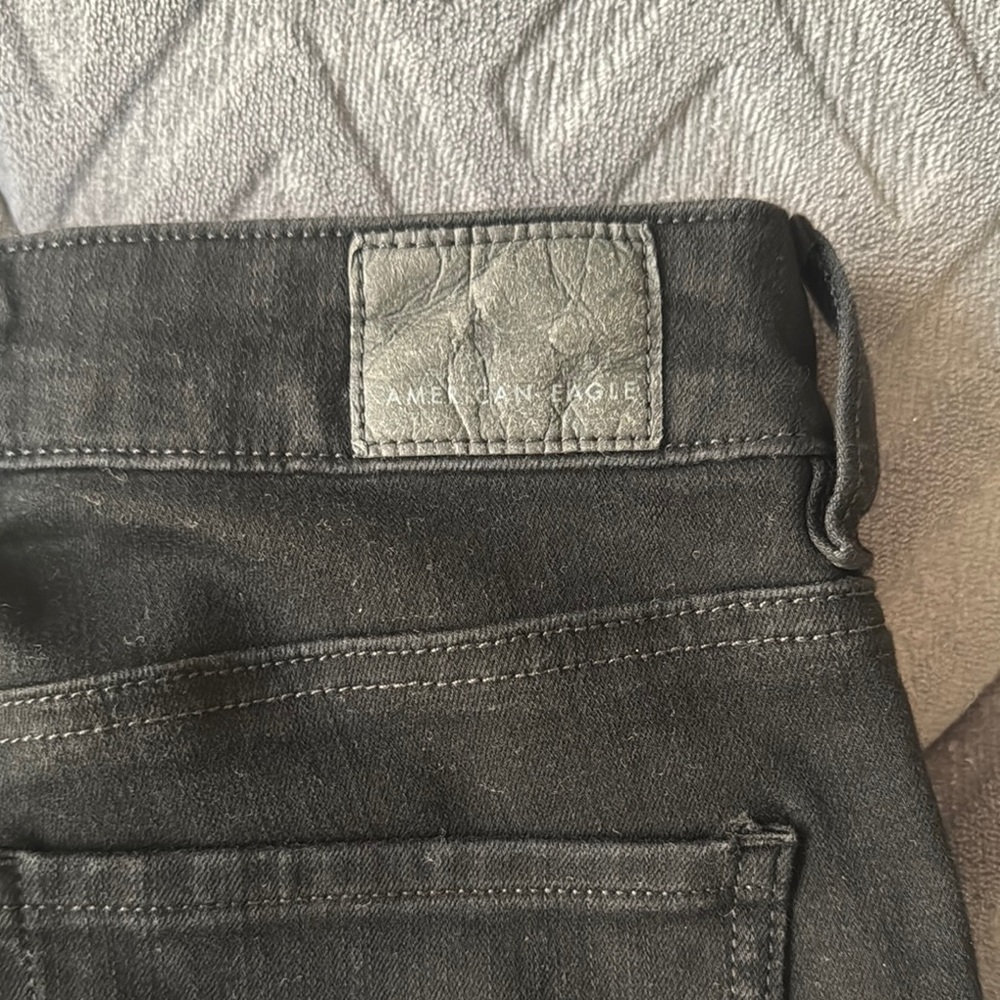 American Eagle Outfitters - Black High-Rise Jegging - Picture 5 of 9